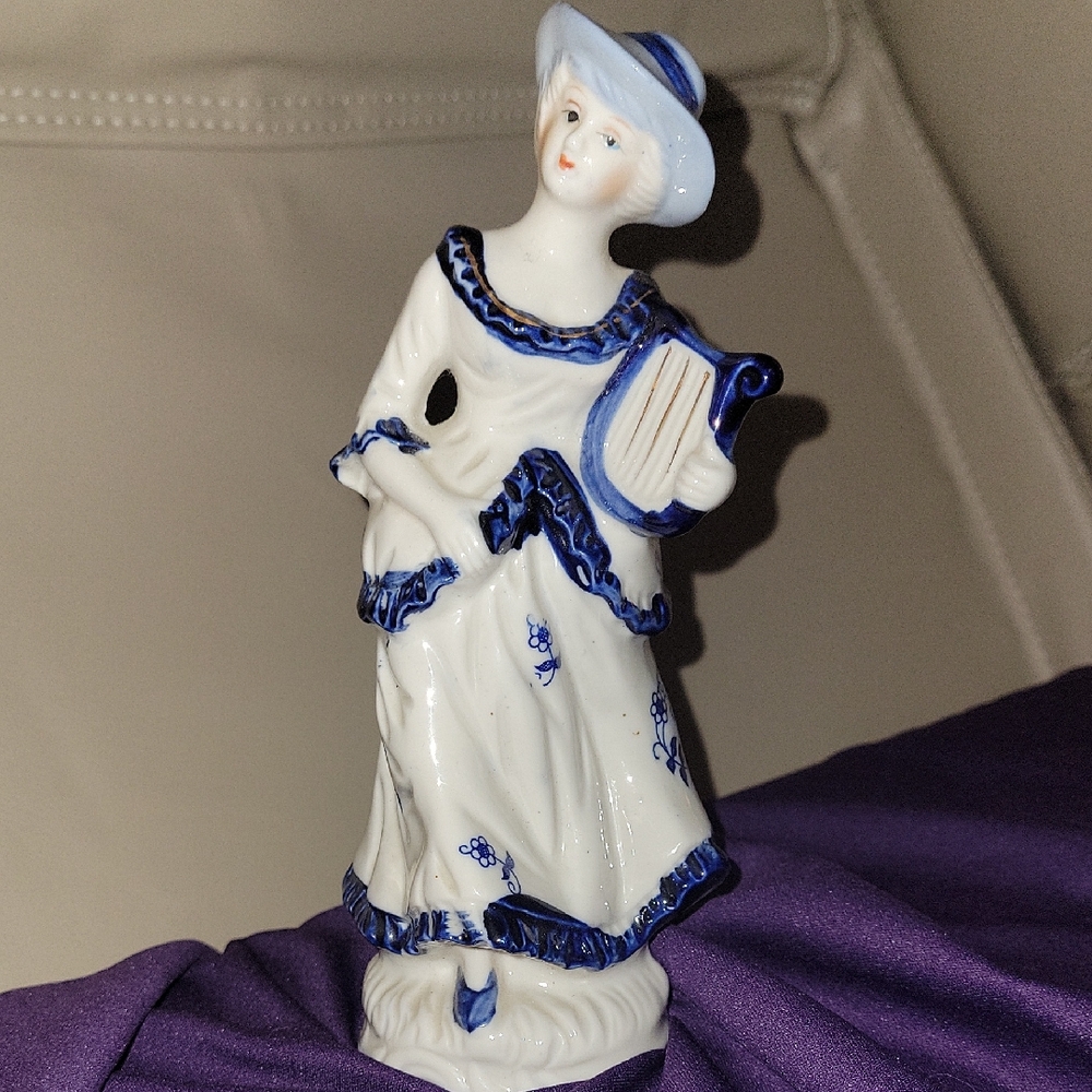 Vintage 1960s  Blue and White Porcelain Figurine